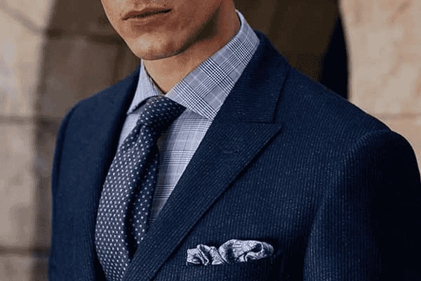 Cách gấp khăn túi áo vest