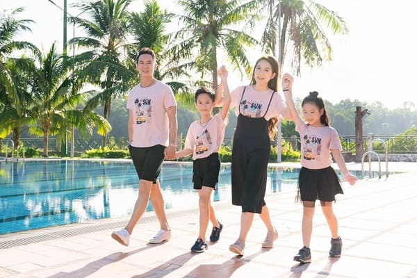 dong-phuc-gia-dinh-dep-tai-ha-noi-15