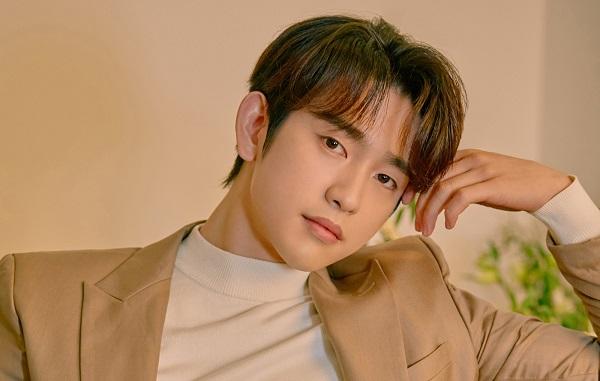 kiểu tóc two block 2 mái của Park Jin Young