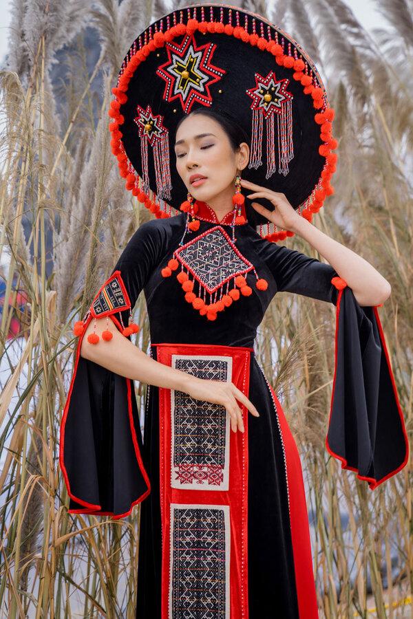 Bộ trang phục dân tộc Dao của NTK Trung Beret