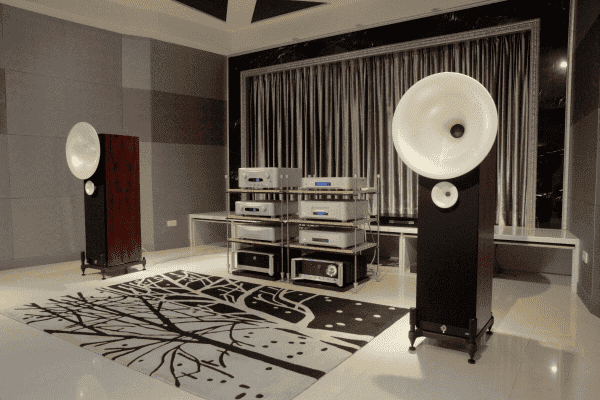 Avant-garde đã tạo ra những biểu tượng trong làng nhạc thế giới 