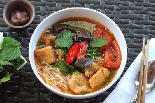 Bún riêu cua - món ăn sáng có nước được yêu thích tại Hà Nội