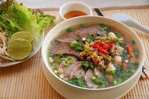Hủ tiếu - món nước ăn sáng nổi tiếng của miền Nam