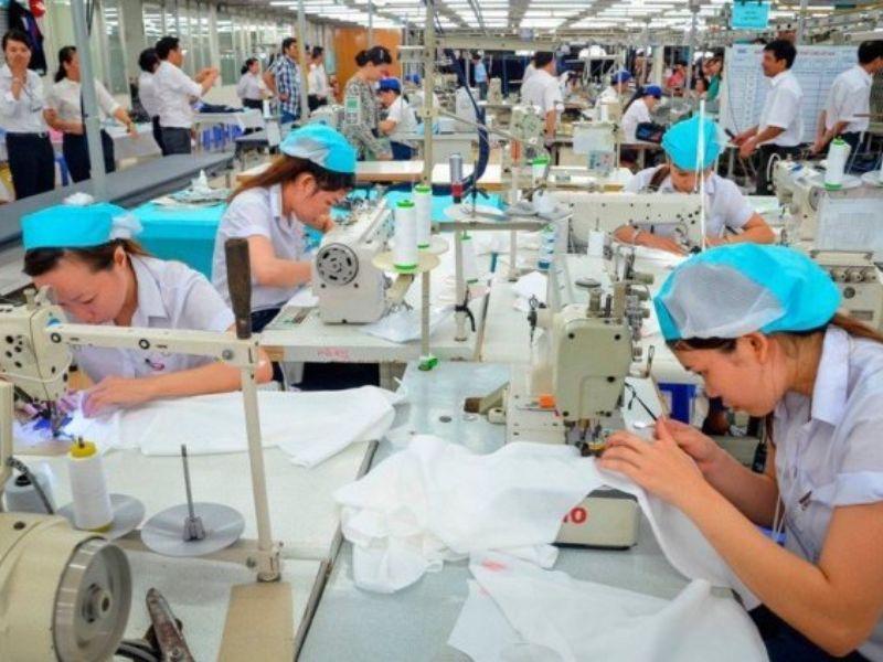 Đồng phục công nhân ngành may mặc