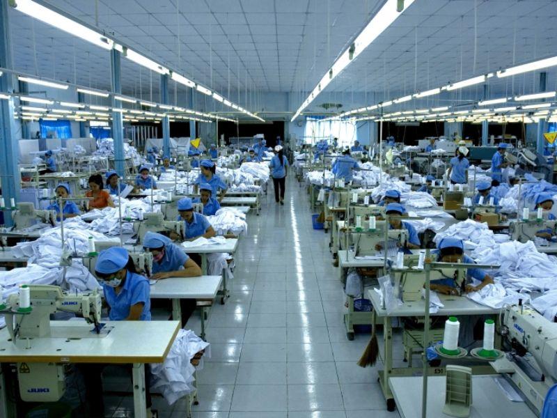 Nên chọn công ty in áo đồng phục nào?