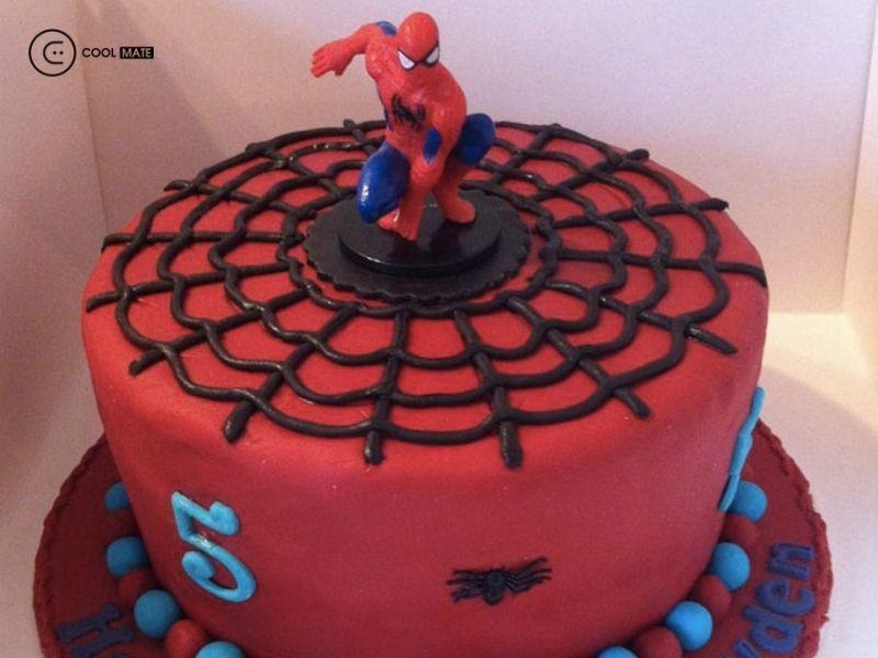 banh-sinh-nhat-cho-be-trai-hinh-sieu-nhan-2489