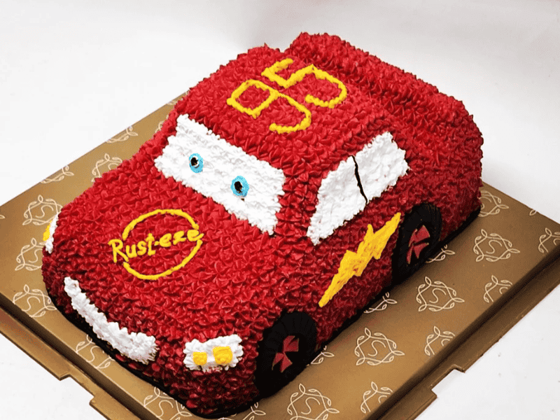 Bánh sinh nhật ô tô McQueen