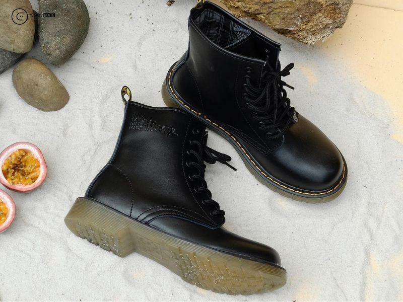 Mua giày Dr Martens ở TPHCM tại Tyni.bag