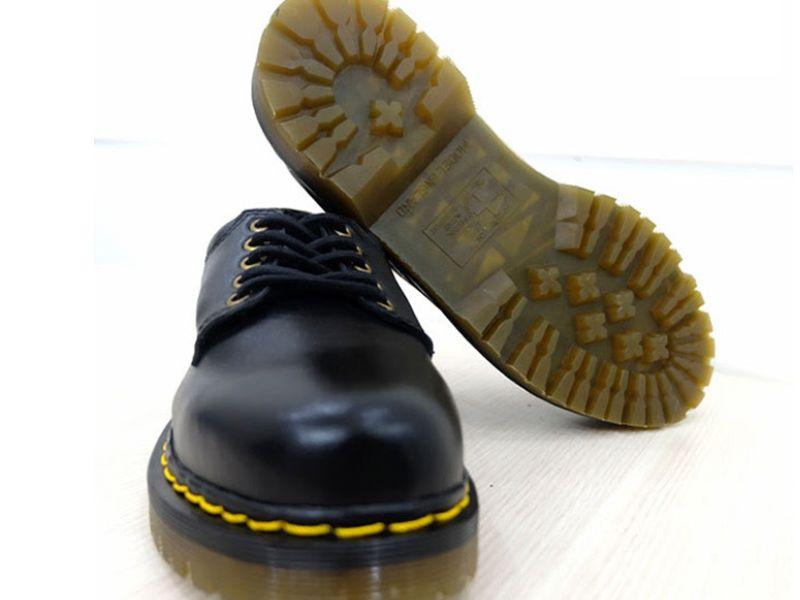 phoi-do-voi-giay-dr-martens-cho-nam-an-tuong