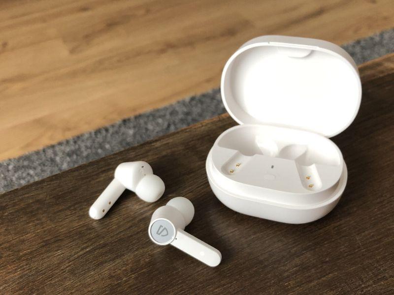 tai-nghe-true-wireless-2348