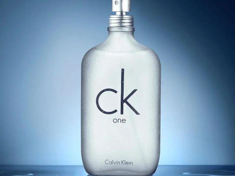 CK One: Nước hoa unisex hiện đại, tự do và phóng khoáng.