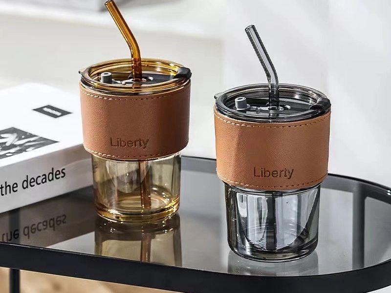 Cốc/ly - món quà welcome kit phổ biến