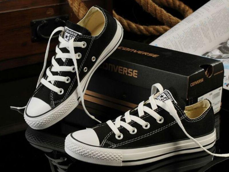 cach-nhan-biet-giay-converse-that-gia-chuan-nhat