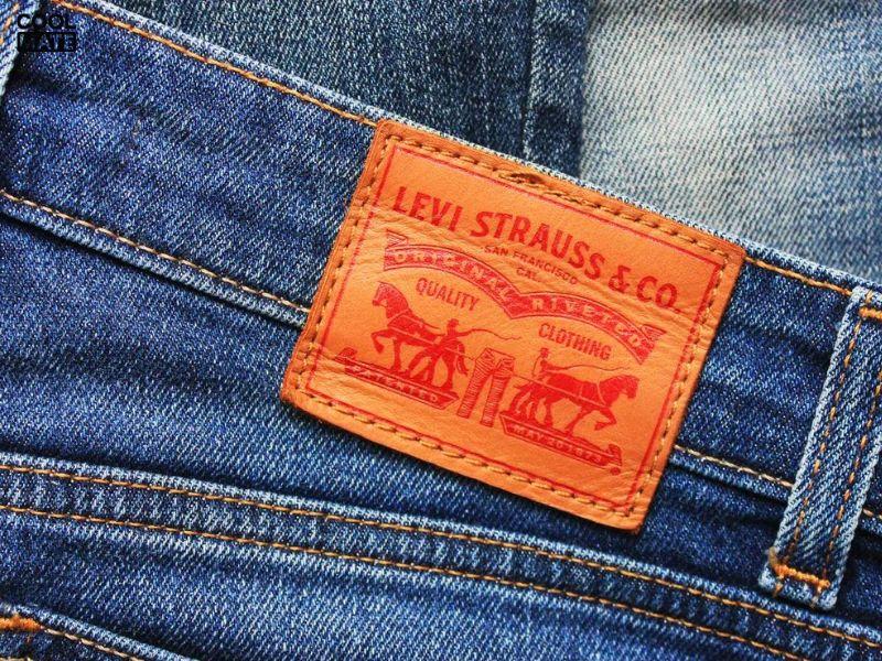 Nhãn mác sắc nét của quần jean nam
