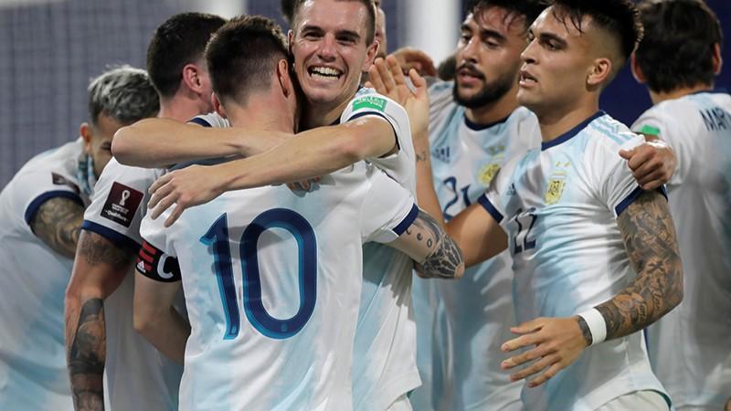 Mặt sau áo đá bóng của đội tuyển Argentina