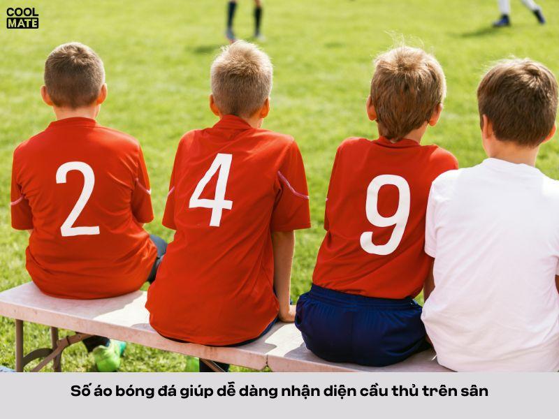 Số áo đá bóng trong lịch sử