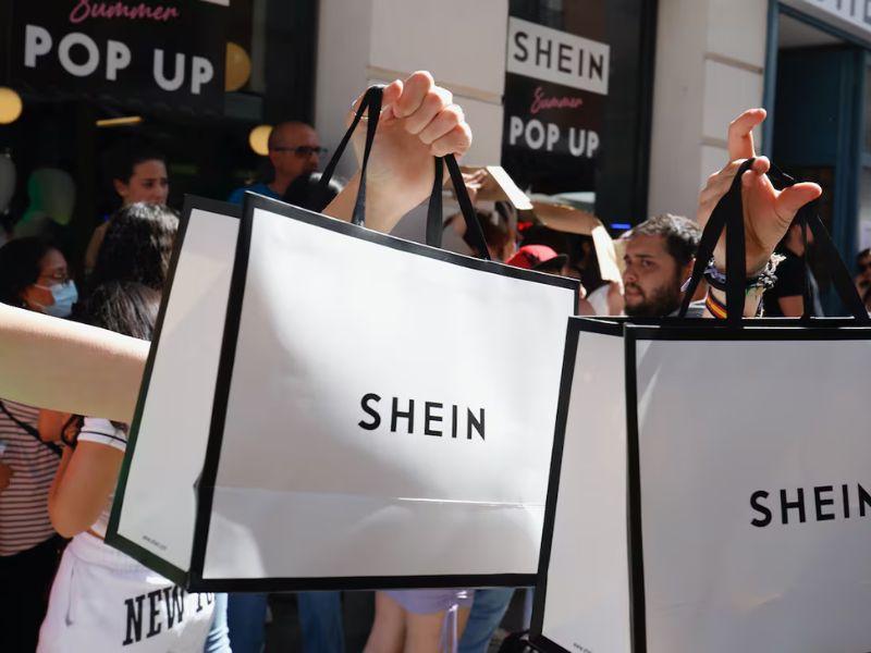 Fast Fashion thách thức ngành thời trang truyền thống