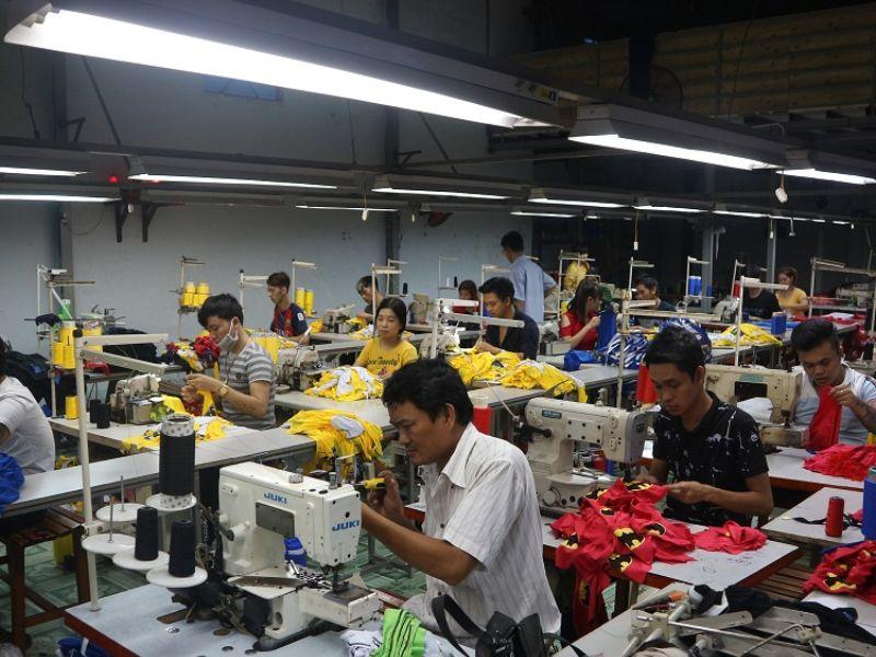 Xưởng may đồ thể thao Long Thanh