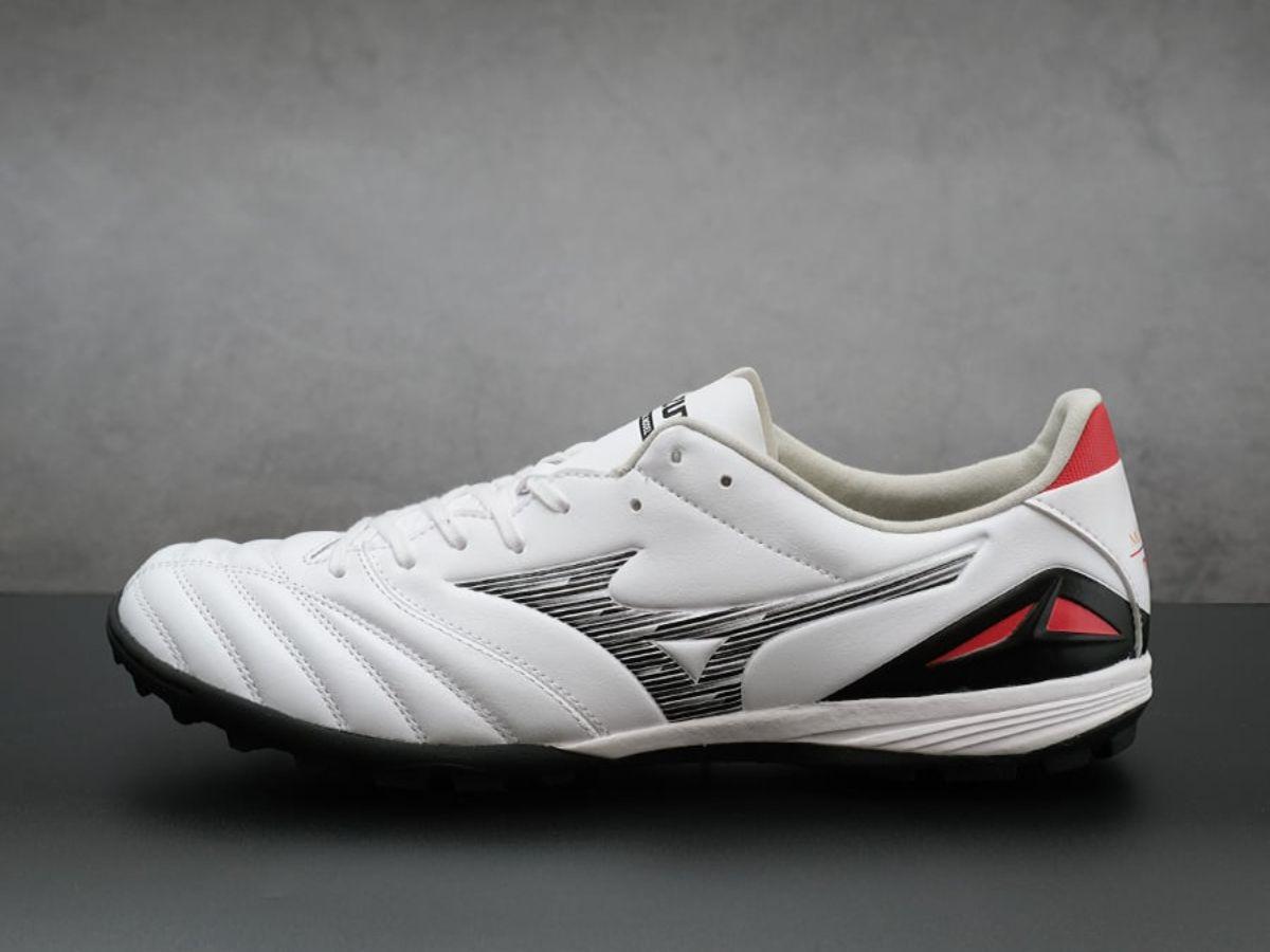 Mizuno Morelia Neo IV TF