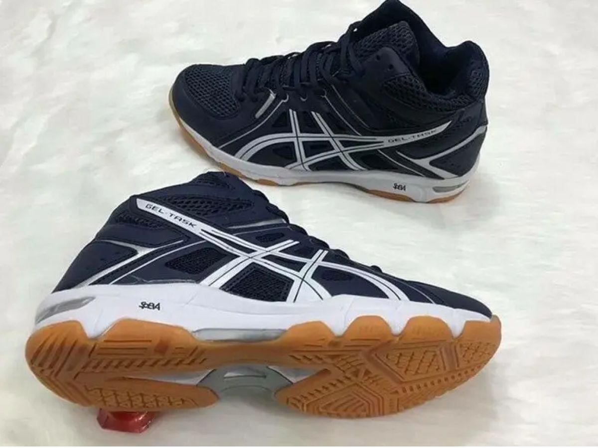 Nên chọn giày có hệ thống đệm cao cấp