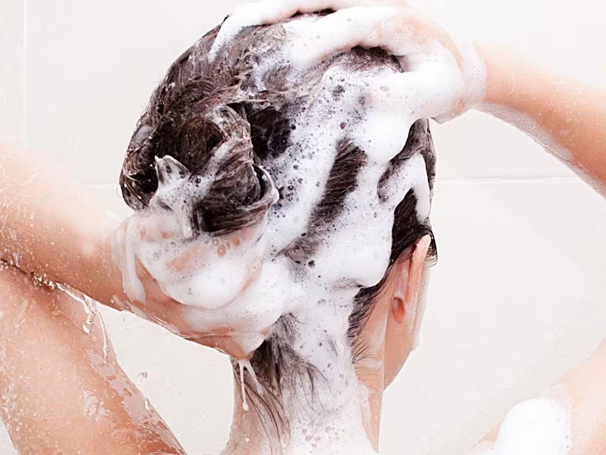 Hãy thực hiện quy trình chăm sóc tóc ngay sau khi rời hồ bơi