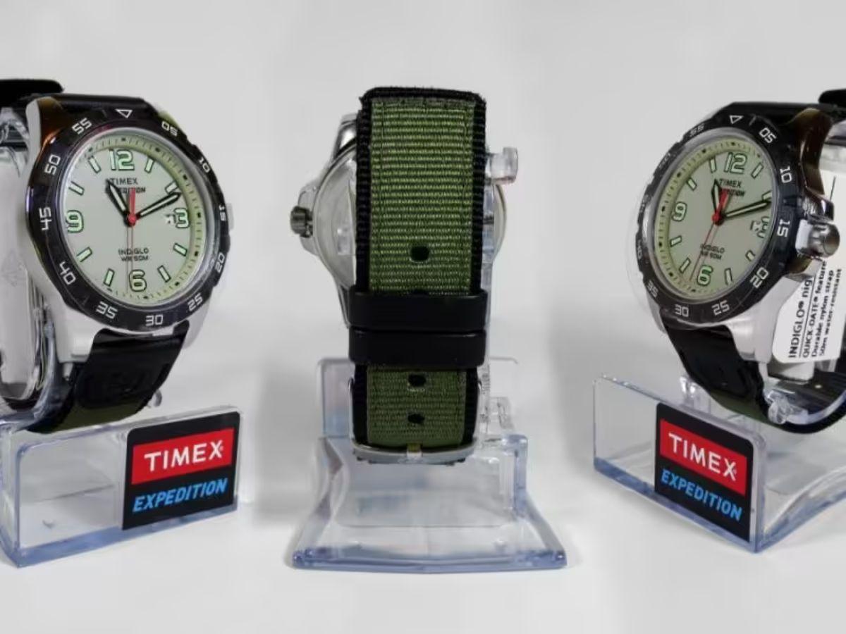Chiếc đồng hồ Timex T49884