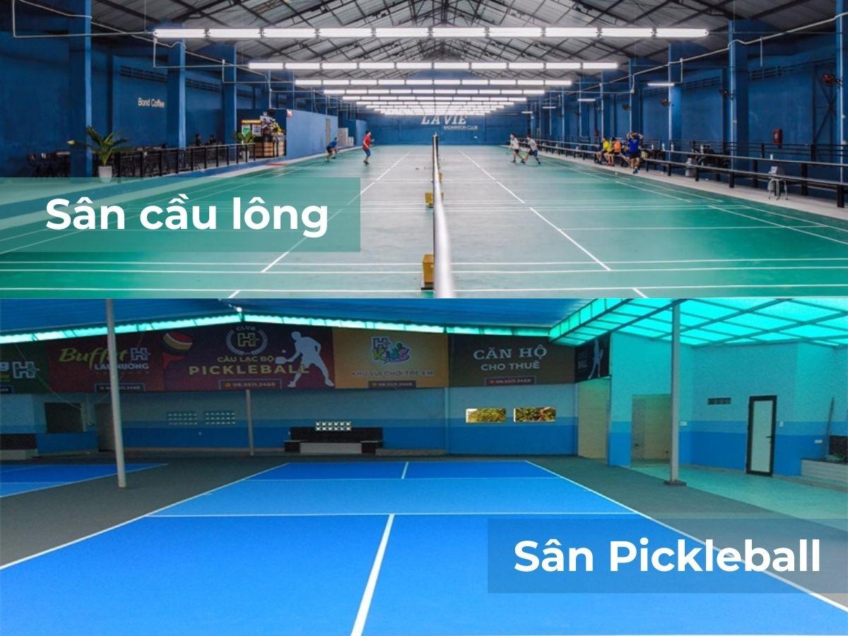 Bề mặt sân cầu lông khác biệt rõ so với sân Pickleball, tác động lớn đến độ bám và tuổi thọ giày.