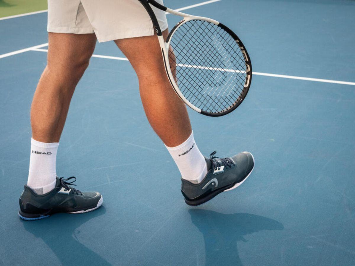 Không nên dùng giày tennis chạy bộ