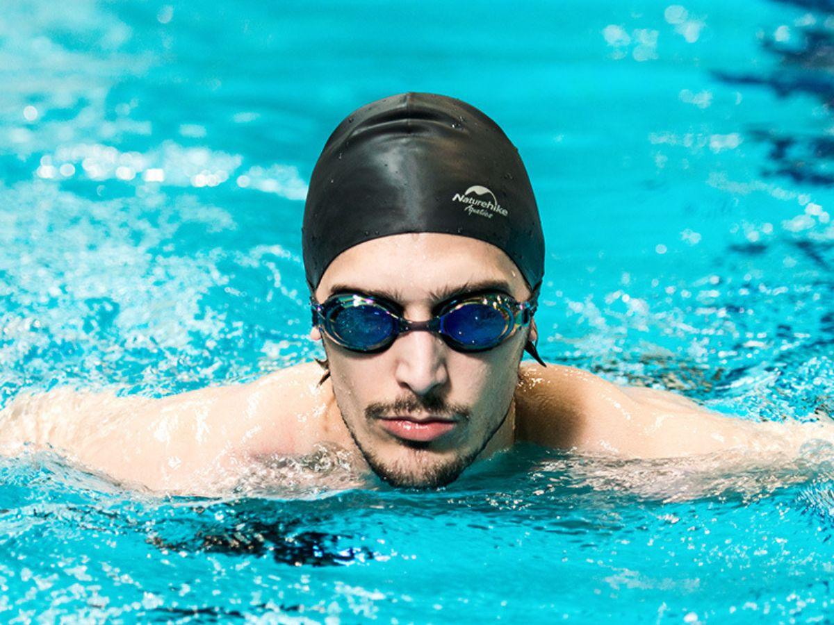 Chiếc kính bơi cận nhỏ gọn nhưng mang lại cảm giác an toàn và rõ ràng