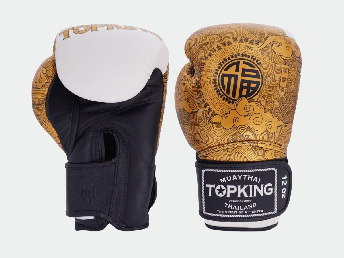Găng tay boxing có lớp đệm dày dặn và thoáng khí bên trong
