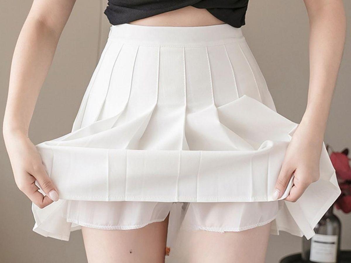 Chân váy tennis có quần bảo hộ bên trong