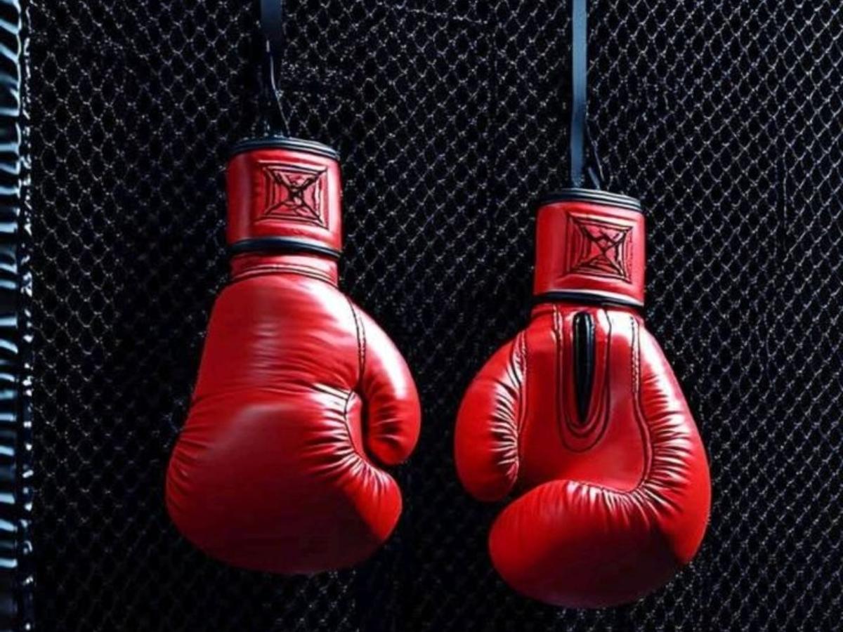 Phơi găng tay boxing ở nơi thoáng mát 