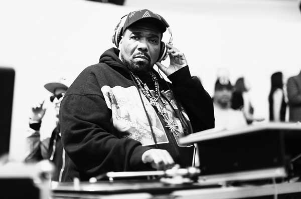 DJ người Mỹ Afrika Bambaataa - một trong những người tiên phong của văn hoá Hip hop