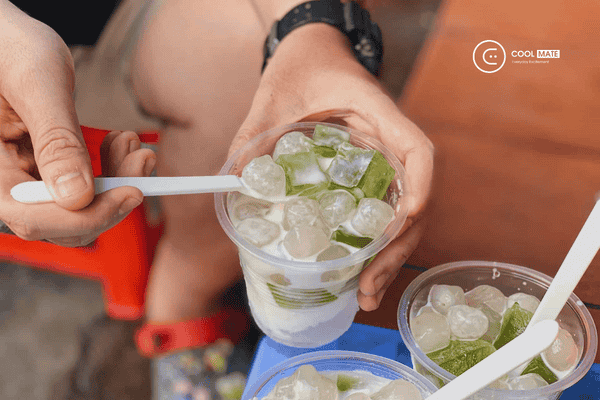 Quán sinh tố Huyền Vi là địa chỉ ăn vặt giải nóng ngày hè 
