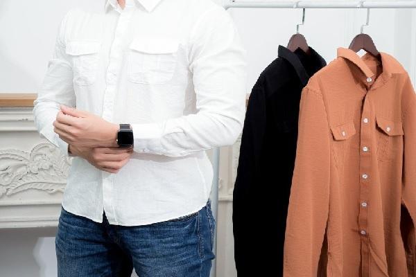 Áo sơ mi nam 2 túi kết hợp quần jeans cá tính