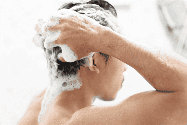Dầu gội đầu cũng có thể thay thế kem cạo râu