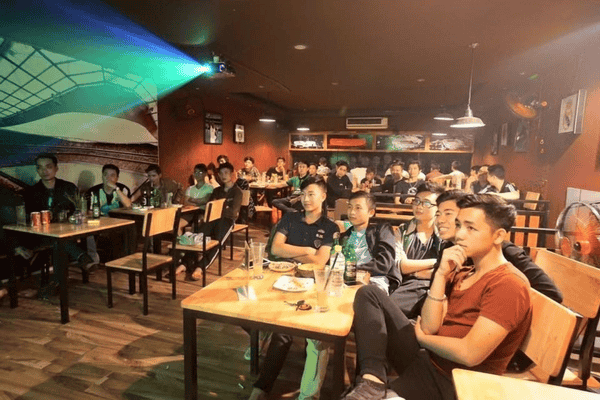 The Light Cafe - quán cafe xem bóng đá cực cháy tại Đà Nẵng