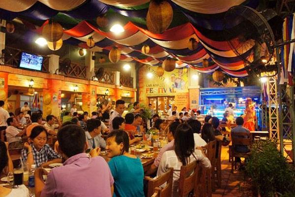 quan-nhau-xem-bong-da-o-ha-noi-639