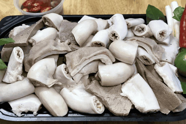 Cháo lòng Nghị Thông - quán cháo lòng sạch sẽ và ngon