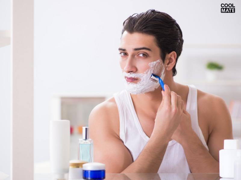 Kem cạo râu giúp dưỡng ẩm cho lông của bạn