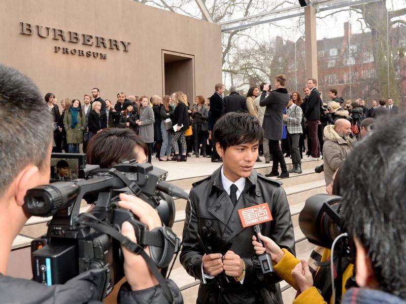 đại sứ thương hiệu toàn cầu Burberry