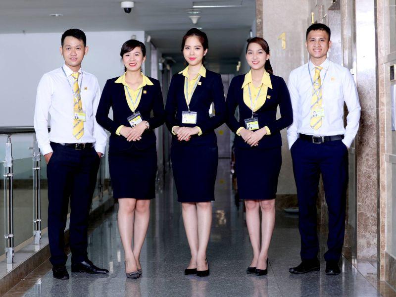 Đồng phục lễ tân là gì?