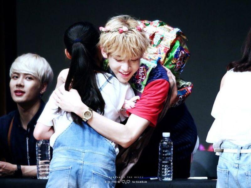 Sự phát triển của Fan Service là gì?