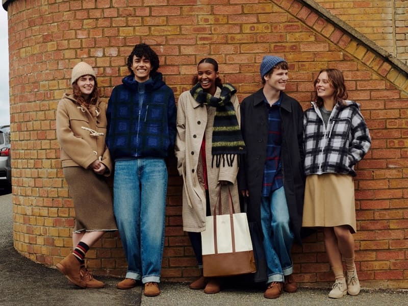 C&aacute;c sản phẩm của Uniqlo đều ưu ti&ecirc;n thiết kế tối giản, ph&ugrave; hợp với nhiều phong c&aacute;ch