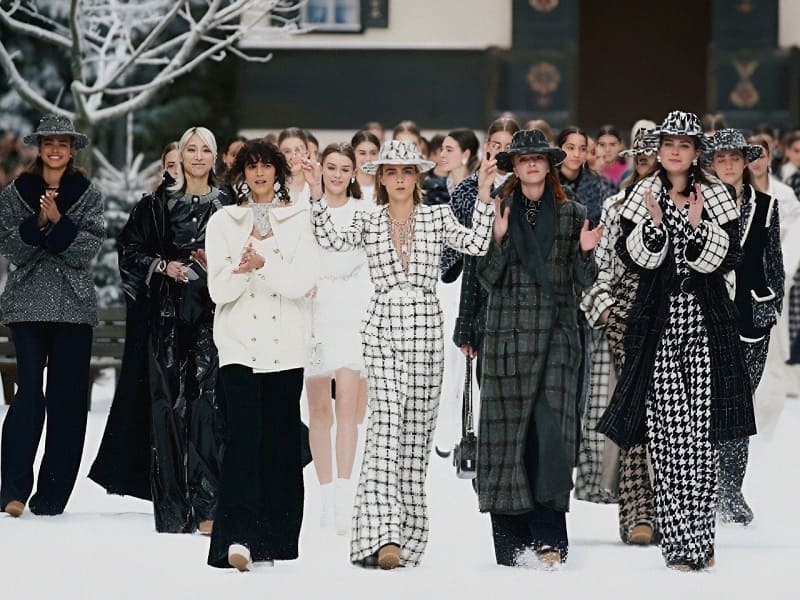 Thiết kế của h&atilde;ng Chanel lu&ocirc;n đặc trưng bởi sự tinh tế, sang chảnh