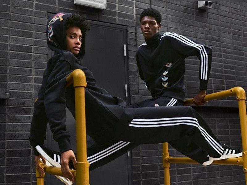 Adidas l&agrave; thương hiệu &ldquo;vạn người m&ecirc;&rdquo; bởi mẫu m&atilde; đa dạng với nhiều m&agrave;u sắc, kiểu d&aacute;ng