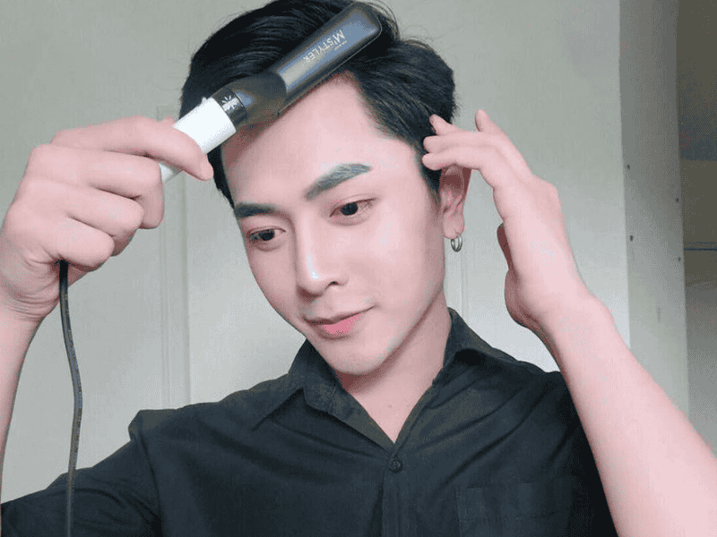 Uốn tóc tại nhà bằng máy uốn đơn giản