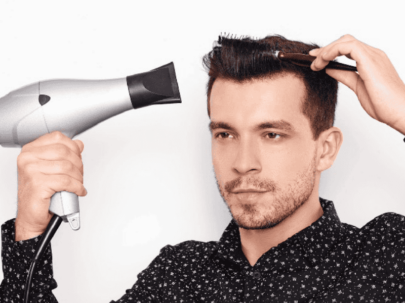 Sử dụng máy sấy uốn tóc tại nhà