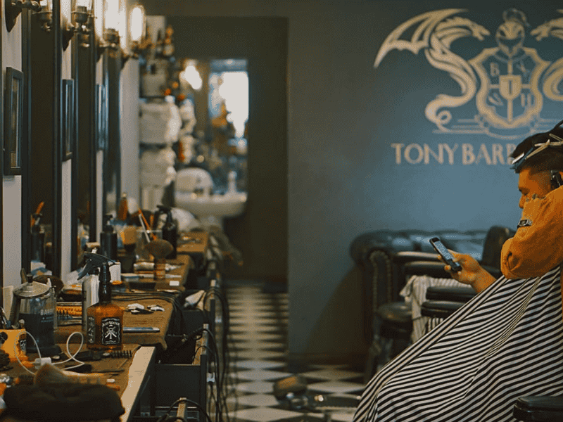 Tiệm cắt tóc nam Tony Barber House