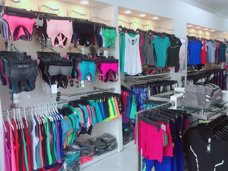 Shamdi cung cấp một bộ sưu tập đồ tập đa dạng